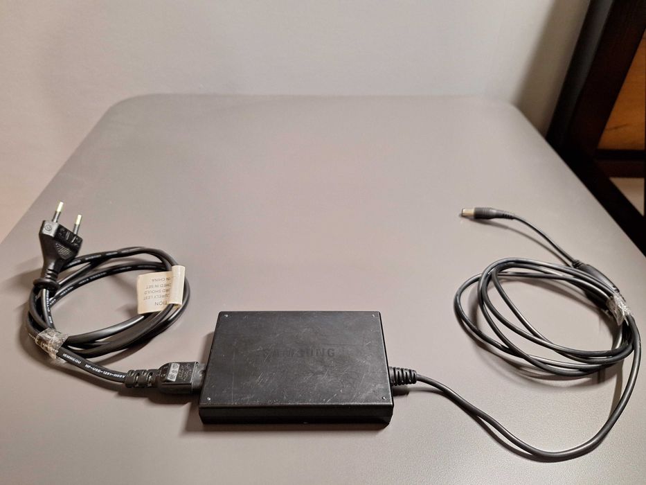 Monitor Samsung SyncMaster BX2235 LED