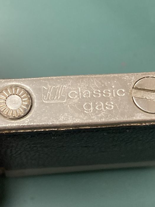 Isqueiro Karl Wieden