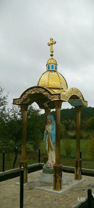 Каплички каплиця накриття дашок на скульптура (пам'ятник фигурку)