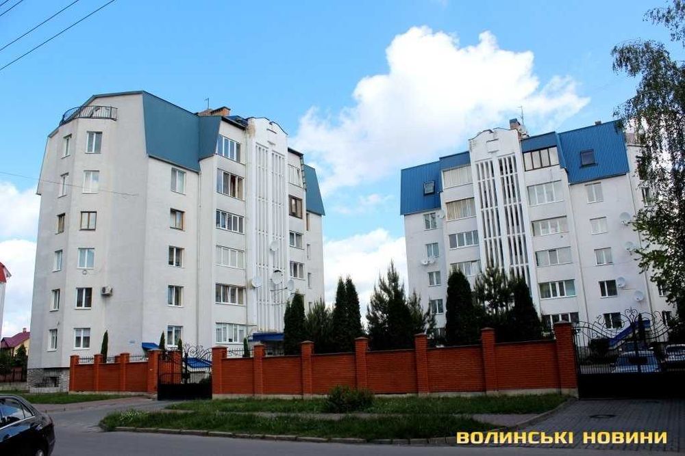 Квартира в центрі Луцька 210кв м
