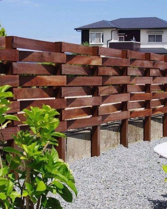 Sprzedaż płotó z paneli drewnianych