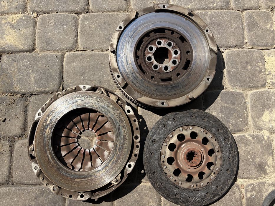 Sprzeglo dwumasa bmw e36 z3 e39 2.8i m52