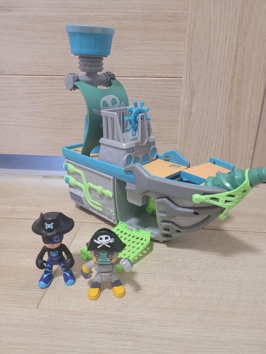 Pijamersi statek piracki