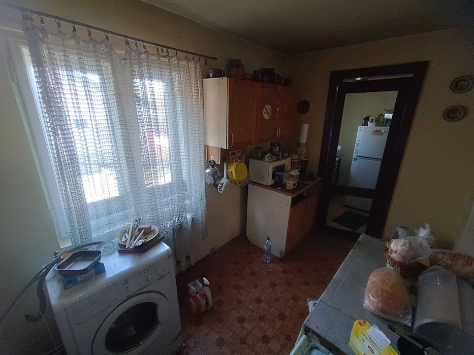 2 поверховий цегляний будинок 1990х с. Великі Береги 10 км до Берегова