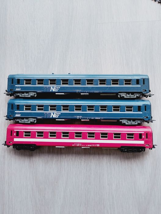 Conjunto carruagens passageiros Jouef H0 1:87