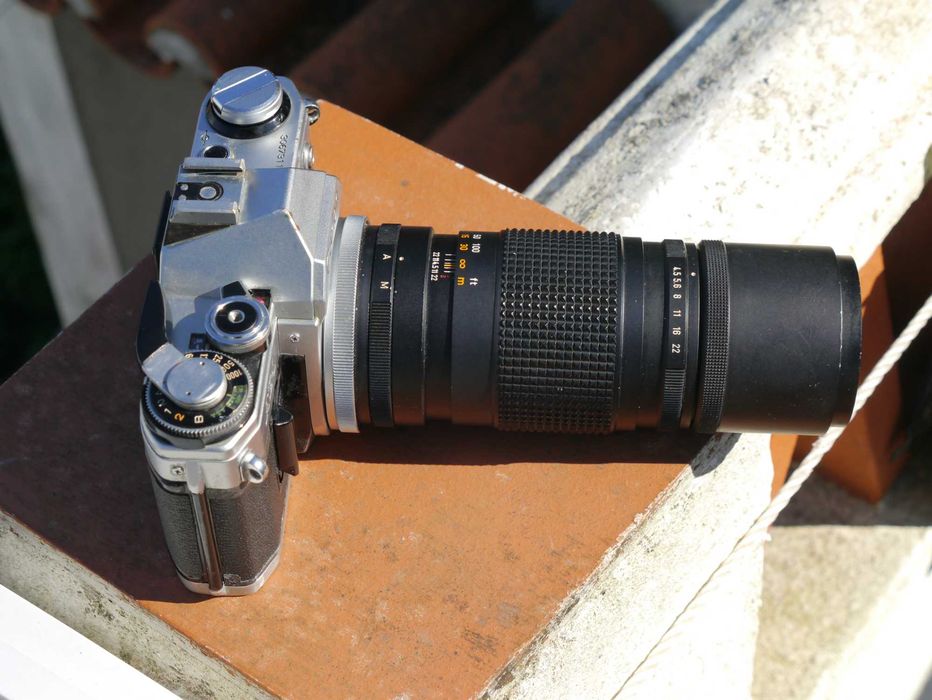 Canon AE-1 com lente