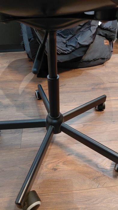 Krzesła Ikea eldberget czarne