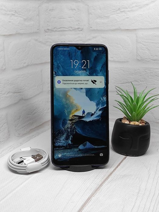 Продам телефон Poco M3 4/128Gb в гарному стані