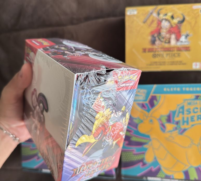 Pokémon e One Piece TCG