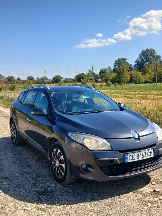 продам автомобіль Renault Megane 2010