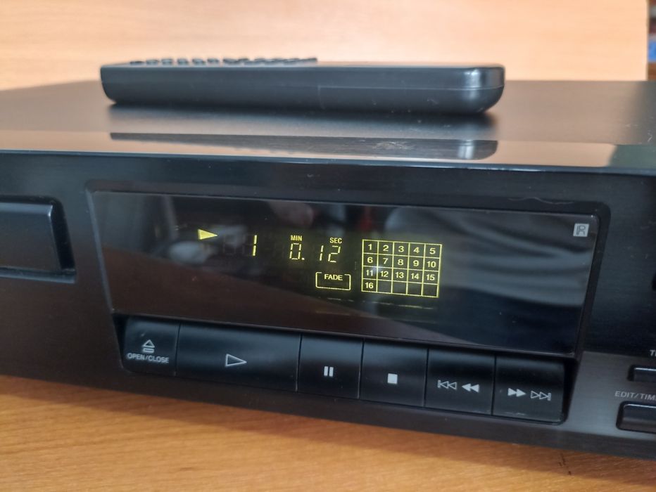 Leitor CD Sony CDP 311