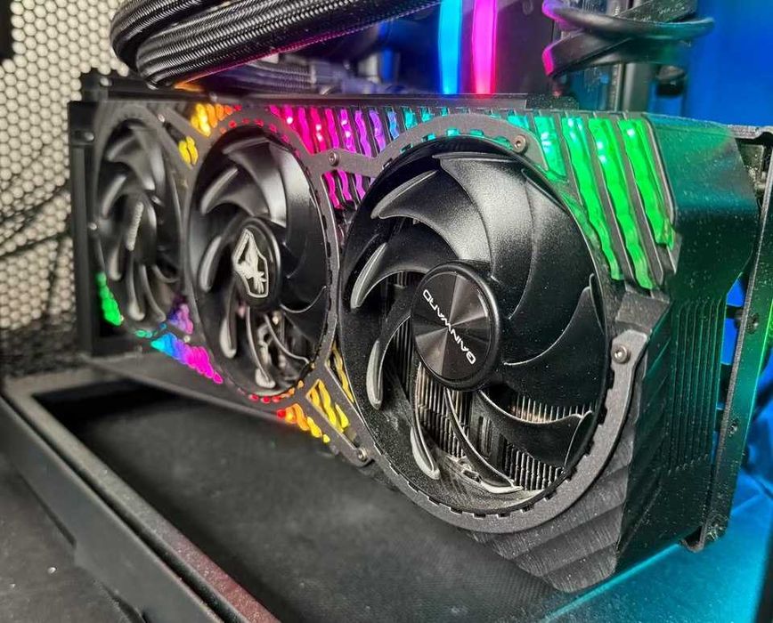 Gainward GeForce RTX 4070 Ti Phoenix 12GB