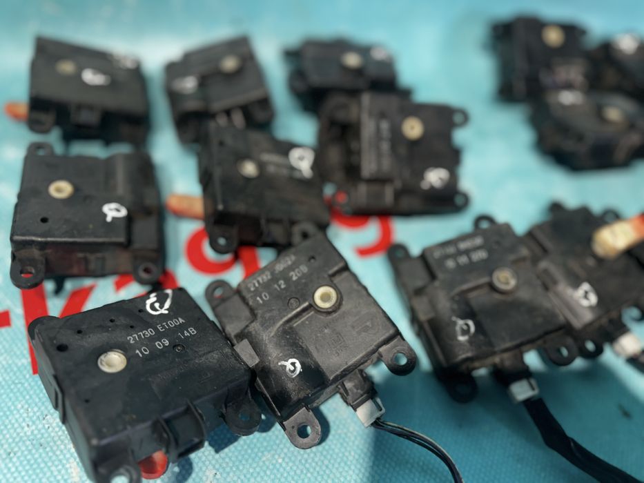 Qashqai j10 привод заслонки печки Ниссан Х трейл Т30