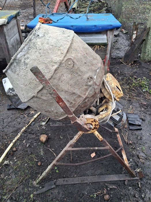 продам бетоно мишалку