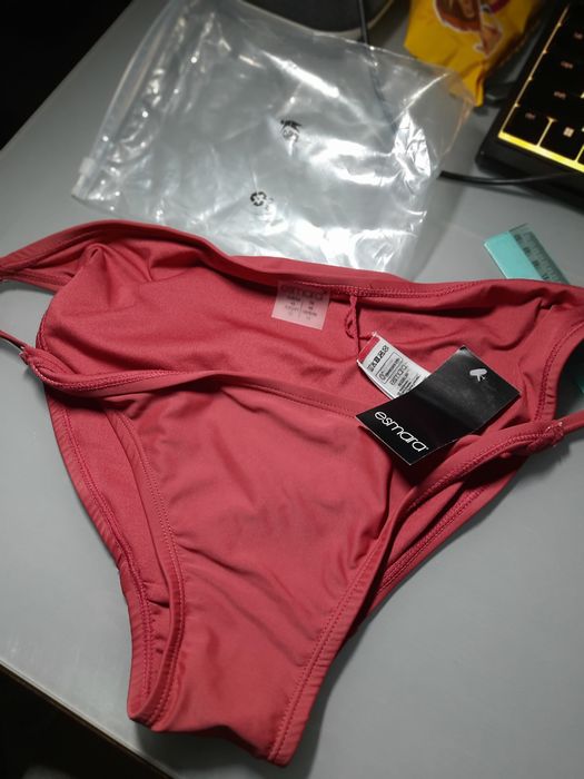 Nowe majtki dół bikini stroju kąpielowego esmara 42