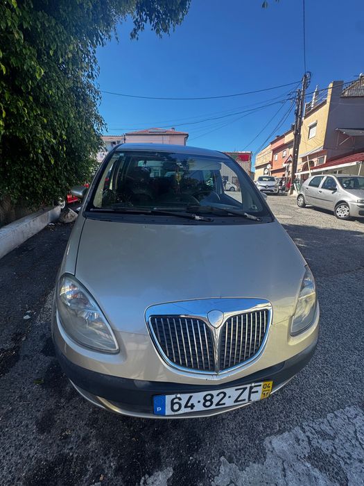 Carro Lancia musa