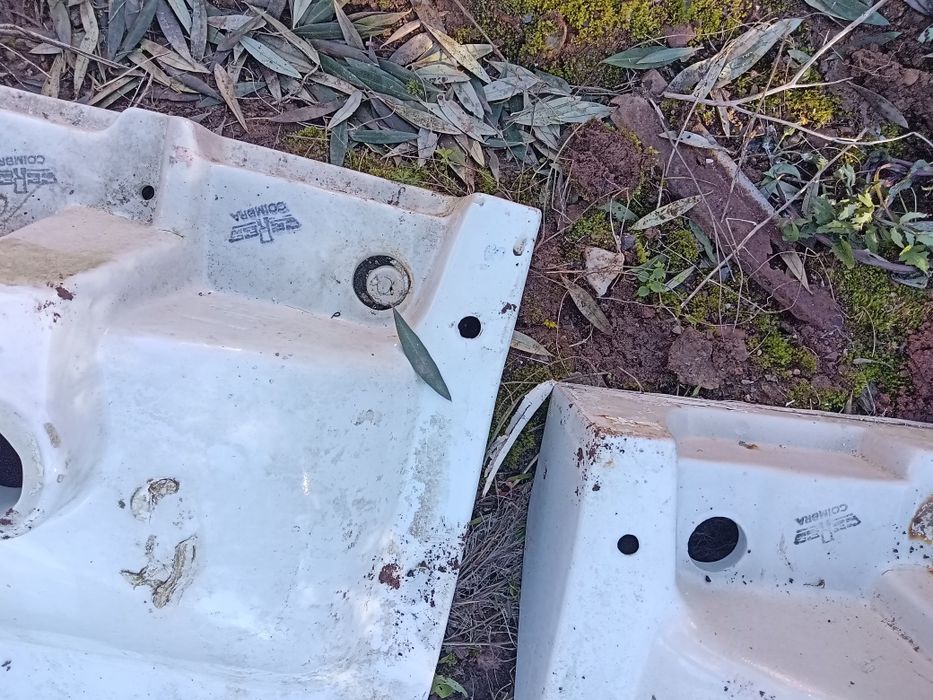 Lavatórios antigos da CERES