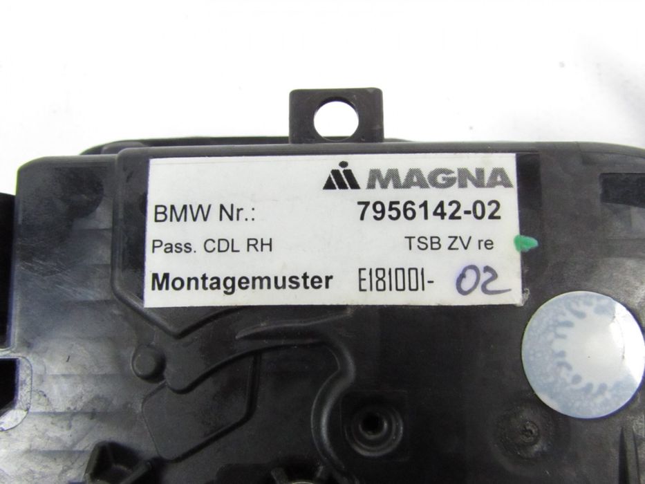 Fecho Da Porta Bmw 1 Ref: 51217956142