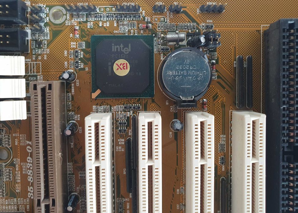 Motherboard BXA839D 35 - 8839 - 01, ATX BX - PII64740304881281123