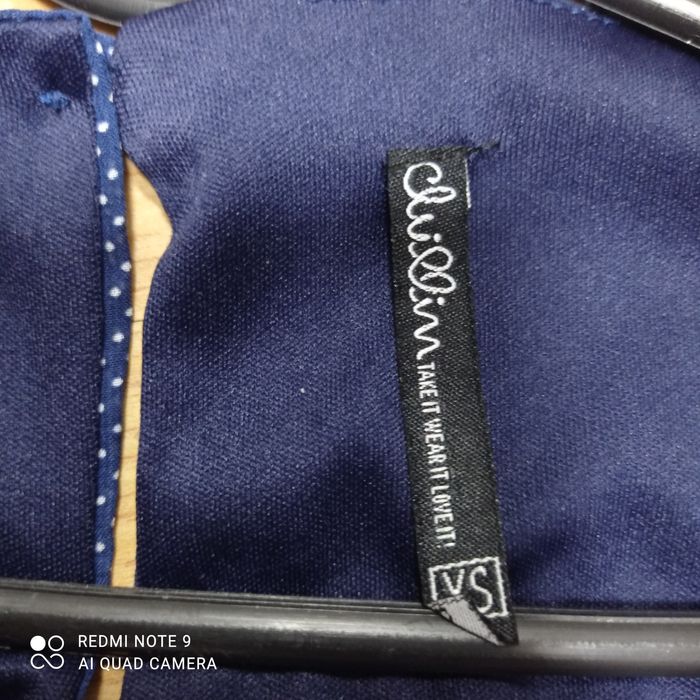 Sukienka granatowa w kropki XS/36 plisowana pin up.