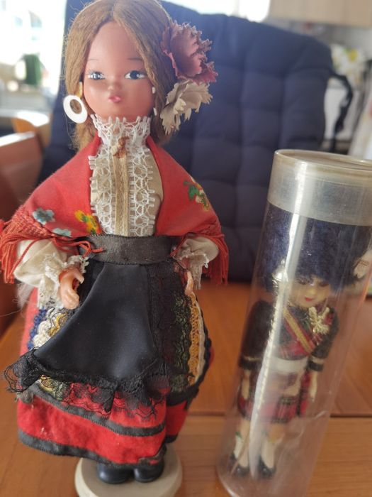 Bonecos trajes regionais