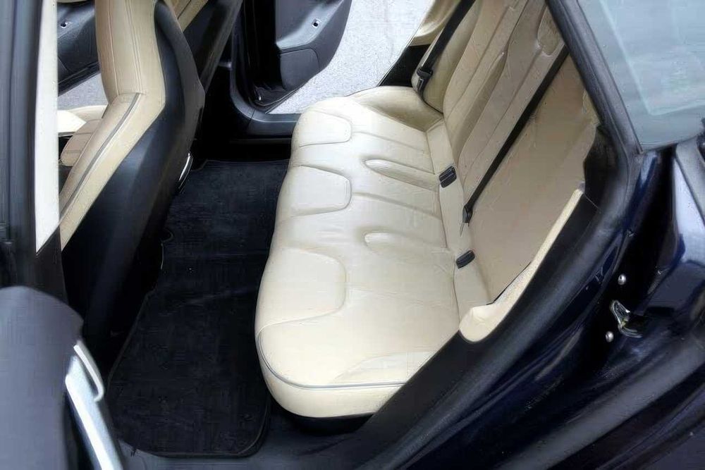 Tesla Model S      2014