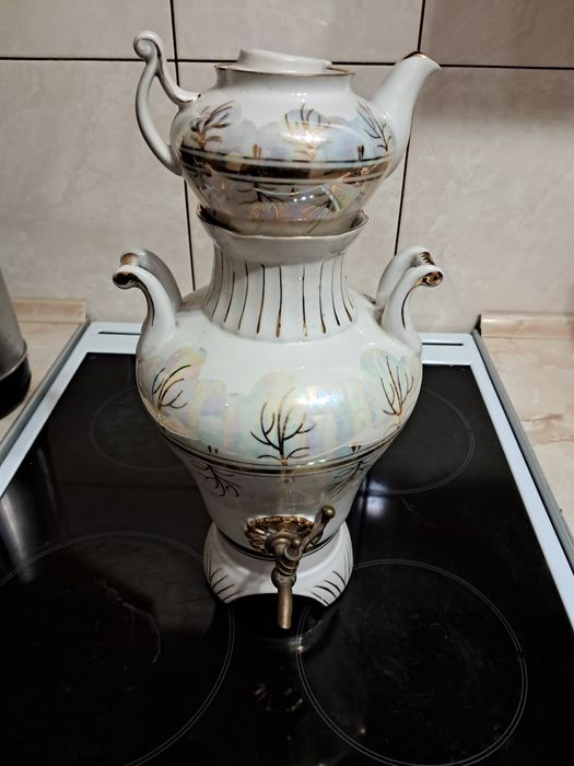 Самовар керамічний, електричний.