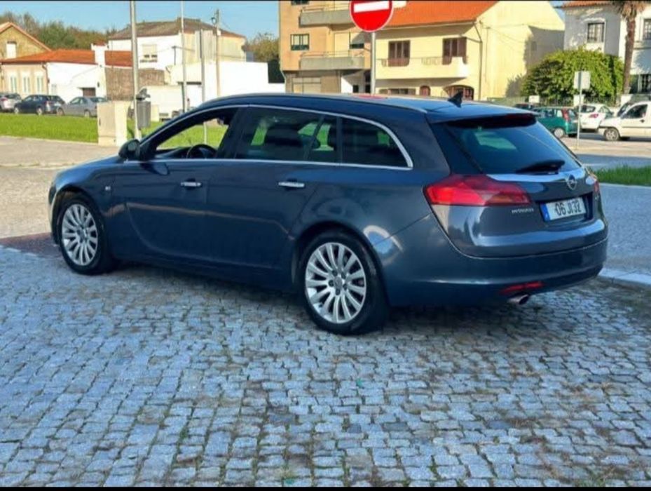 Opel Insignia carrinha em bom estado