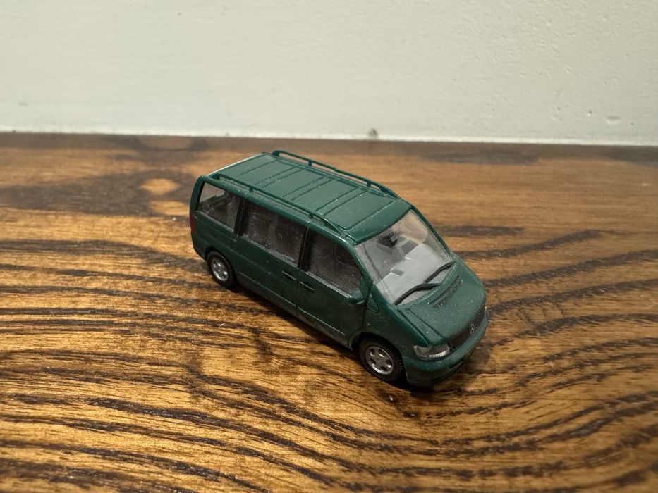 Mercedes Vito V-klasa Wiking 1:87 H0