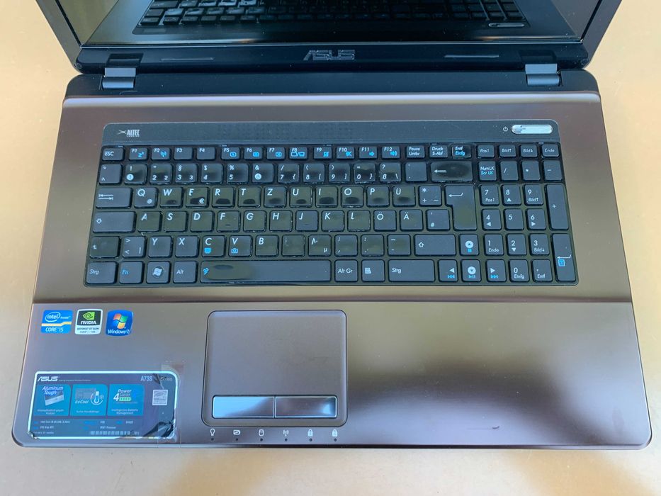 Laptop 17,3" Asus A73S Windows 7