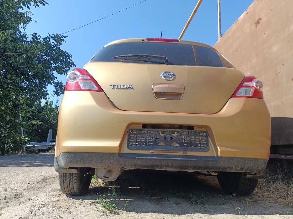 Двигатель 1.5 1,6 бензин АКПП Nissan Tiida C11 2010 год мотор двигун