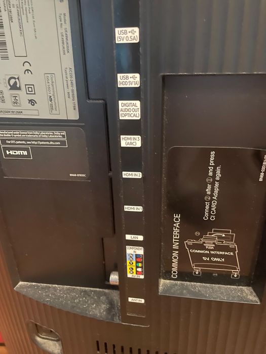 TV Samsung 49” para peças