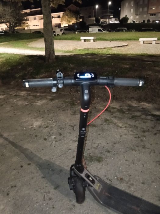 Trotinete Elétrica Segway Ninebot E3