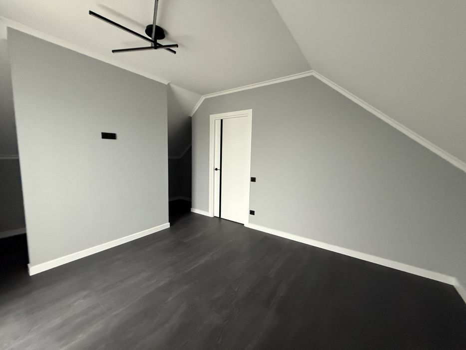 Продам будинок з ремотом