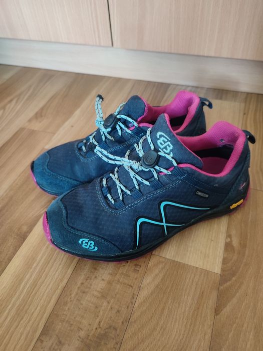 Фірмові кросівки vibram 32розмір