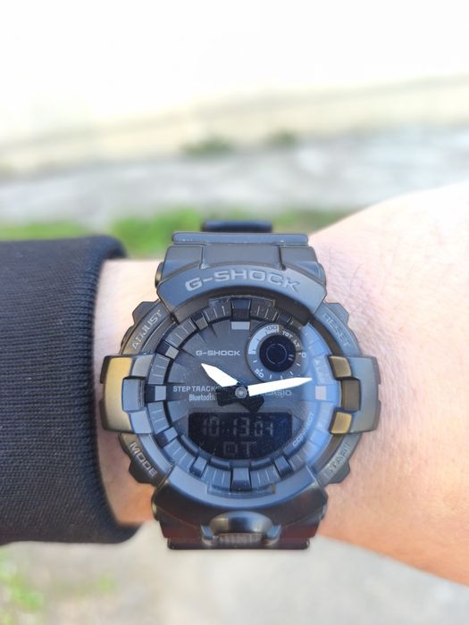 Продам годинник CASIO GBA 800