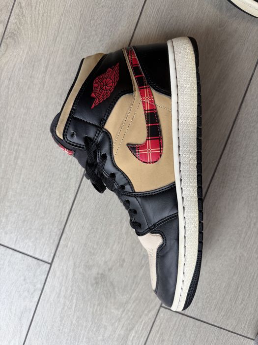Nike Air Jordan 1 Mid Se