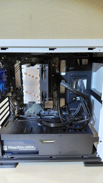 Персональний комп'ютер i5 10400 / 32 gb ram