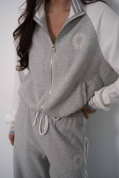 Костюм жіночий бренд !