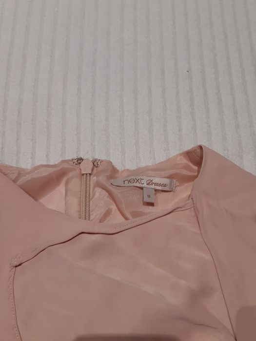 Łososiowe sukienka w rozmiarze L