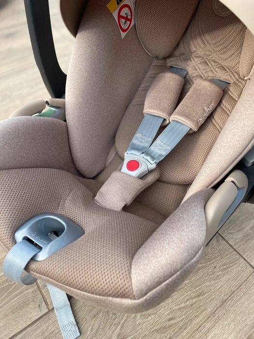 Cybex clout t i-size