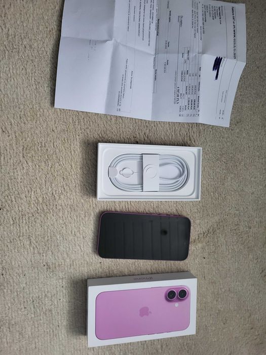Iphone 16 256 GB Komplet Bez rat Różowy Wart 3500 zł