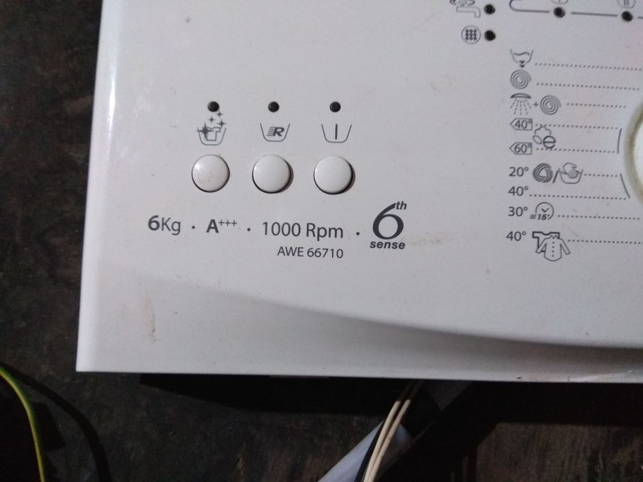 Запчасти для стиральной машины Whirlpool.