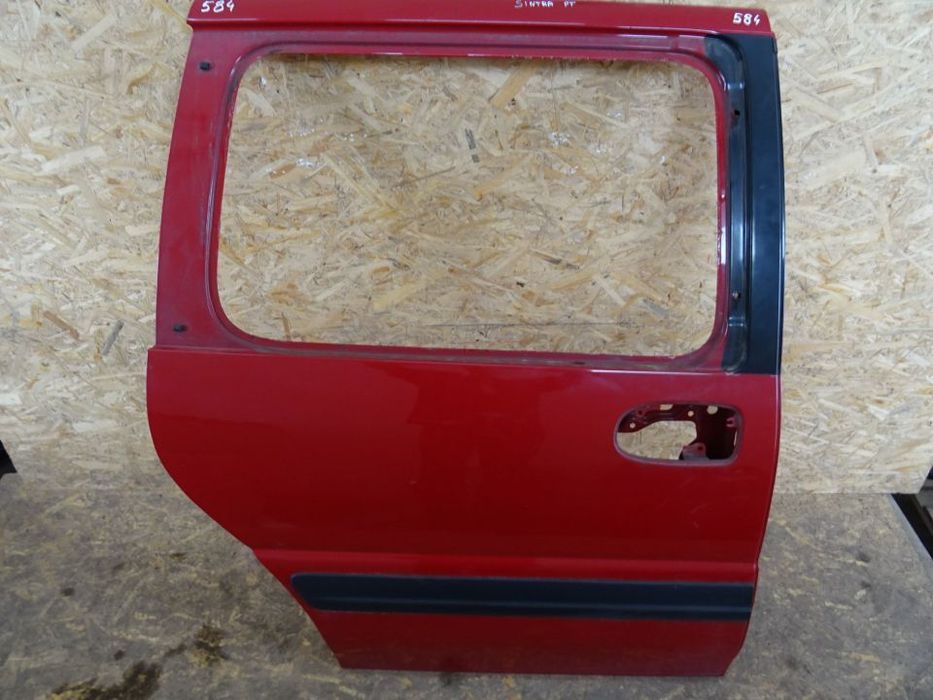 DRZWI PRAWE PRAWY TYŁ OPEL SINTRA 321D 96-99