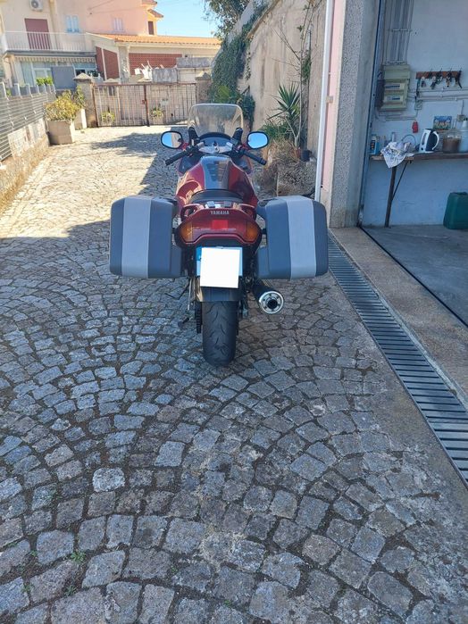 YAMAHA GTS 1000 bem estimada.