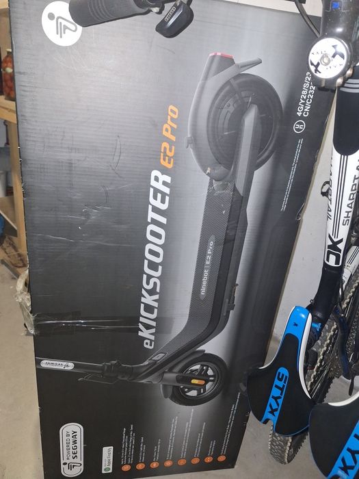 Продам електросамокат Segway Ninebot E2 Pro