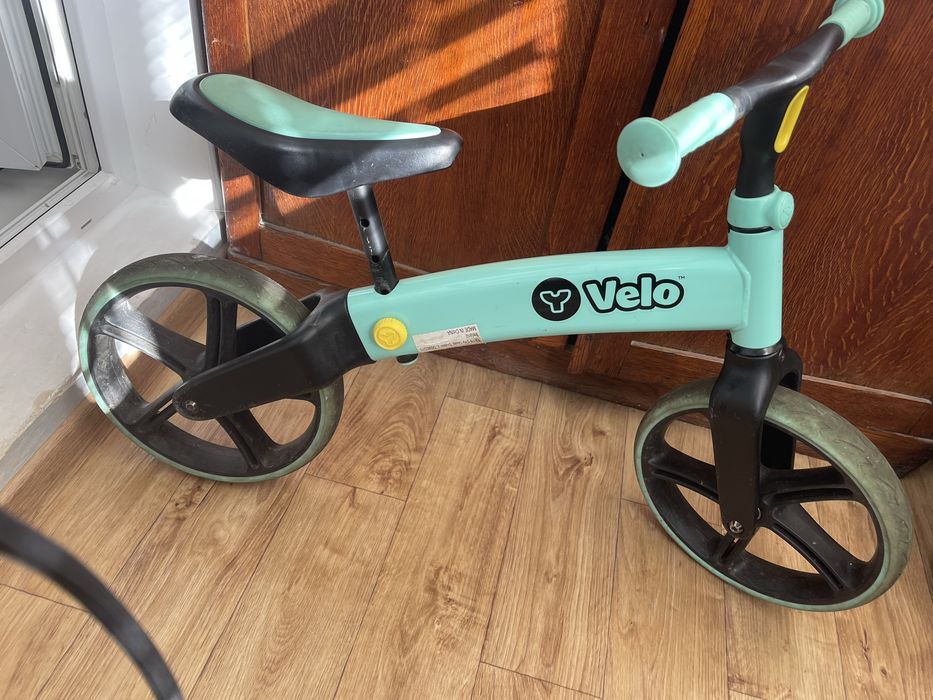 Беговел YVolution /Velo від 3 років