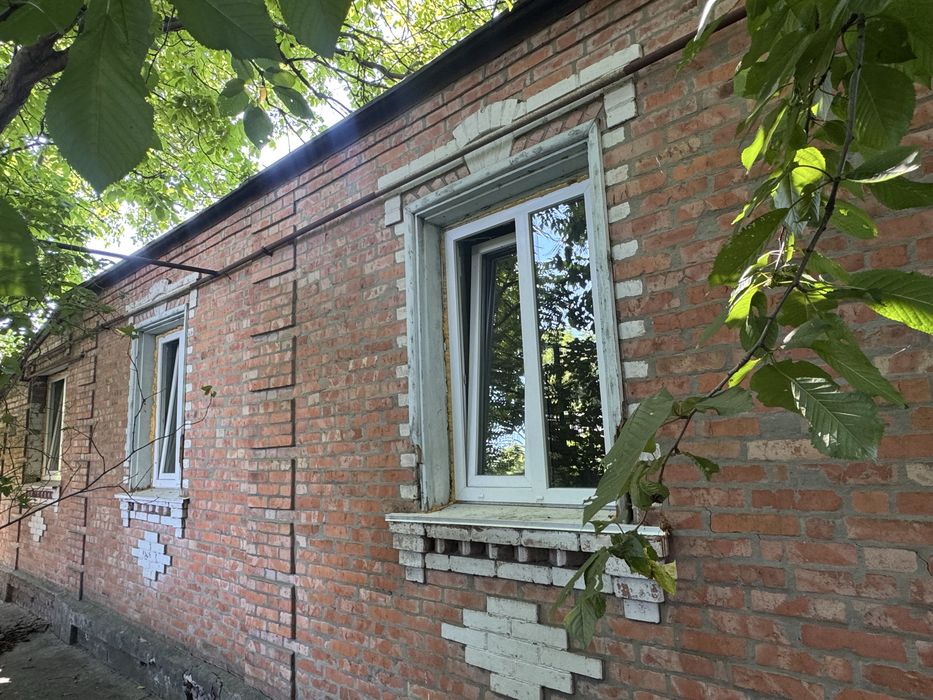 Продам дом (два отдельностоящих полноценных дома) по ул.  Луи Пастера