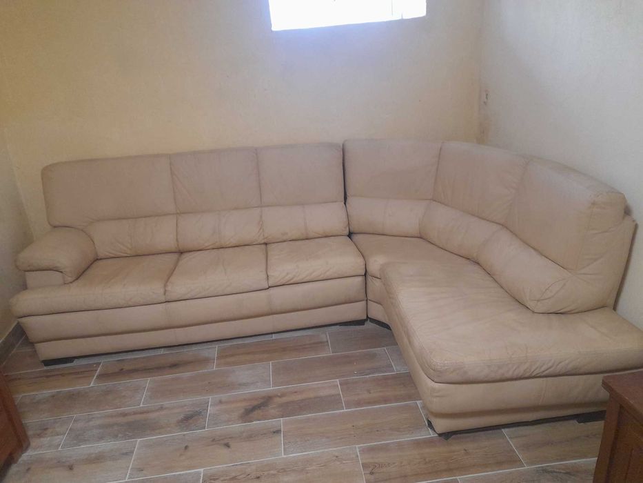 sofa em pele em bom estado