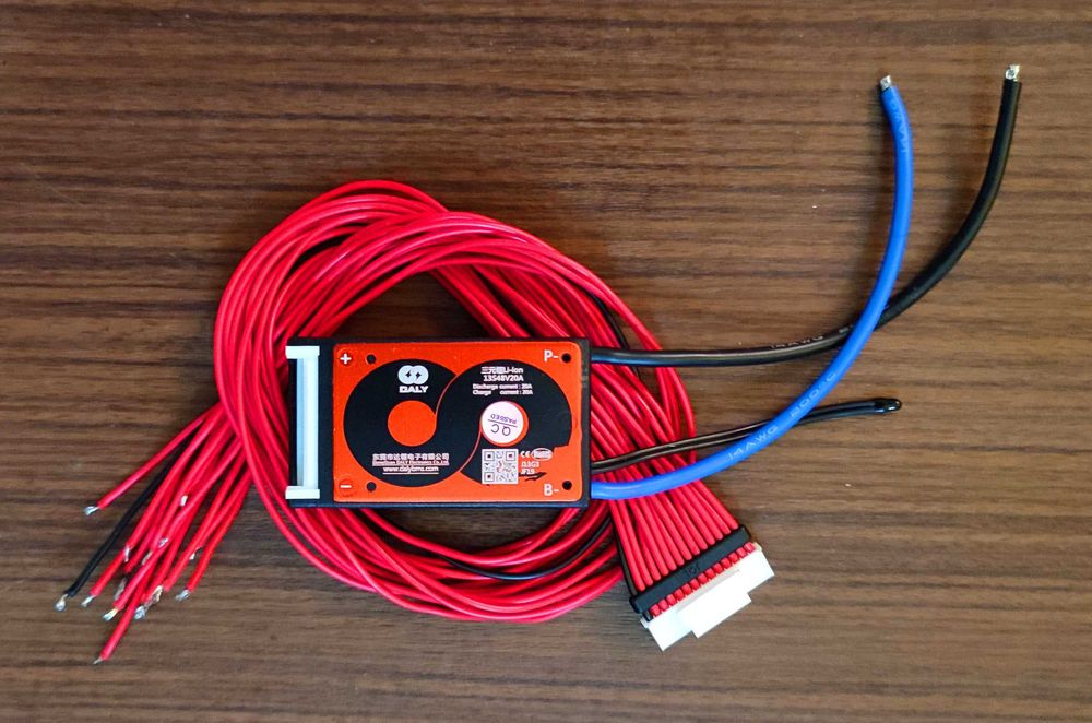 BMS контроллер DaLy Li-ion 48V 13S 20/20A (DL13S-20A)
